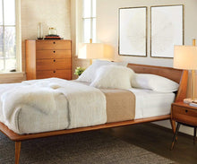 Load image into Gallery viewer, Lanson High Chest
